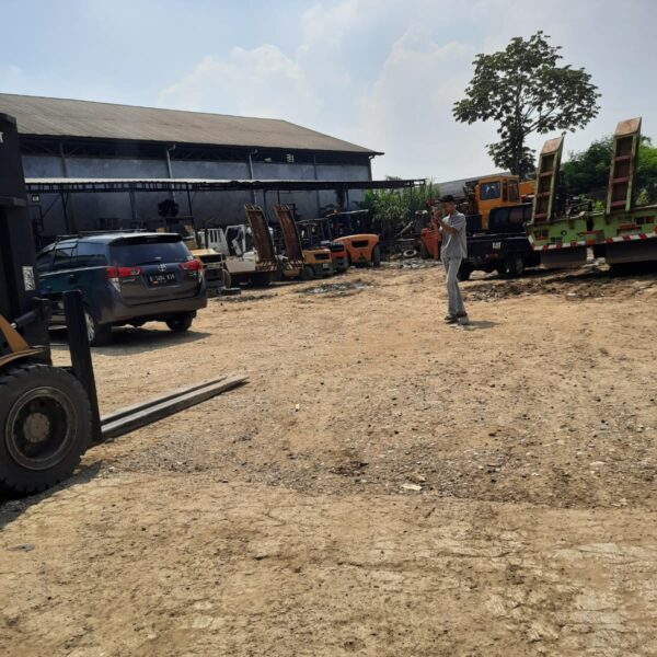 Sewa Forklift Jakarta Selatan